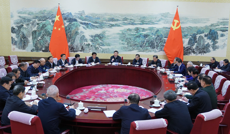 12月25日至26日，中共中央政治局召开民主生活会，中共中央总书记习近平主持会议并发表重要讲话。