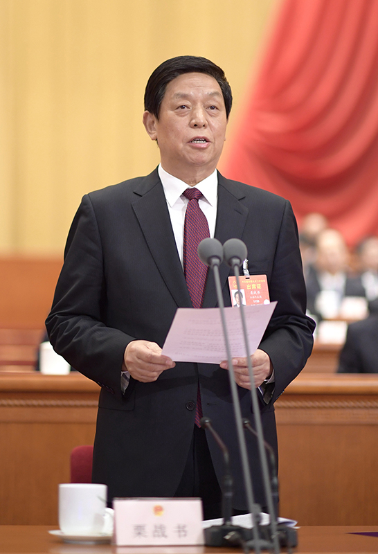 3月5日,第十三届全国人民代表大会第二次会议在北京人民大会堂开幕。栗战书主持会议。新华社记者 李学仁 摄